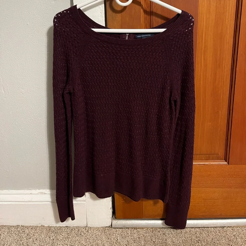 NWOT maroon American Eagle sweater. Size small - Picture 1 of 3